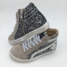 Zapatilla de piel Silver en tonos gris
