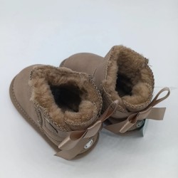 Bota australiana Tecnobaby respetuosa en taupe