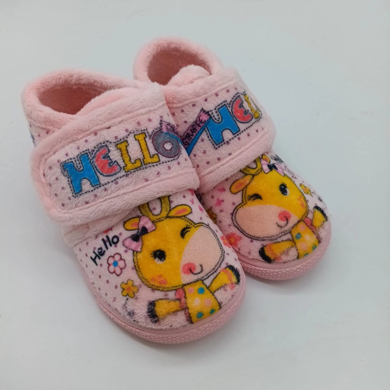 Zapatilla de casa respetuosa jirafa