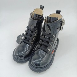 Bota kickers piel charol negro