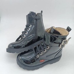 Bota kickers piel charol negro