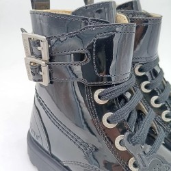 Bota kickers piel charol negro