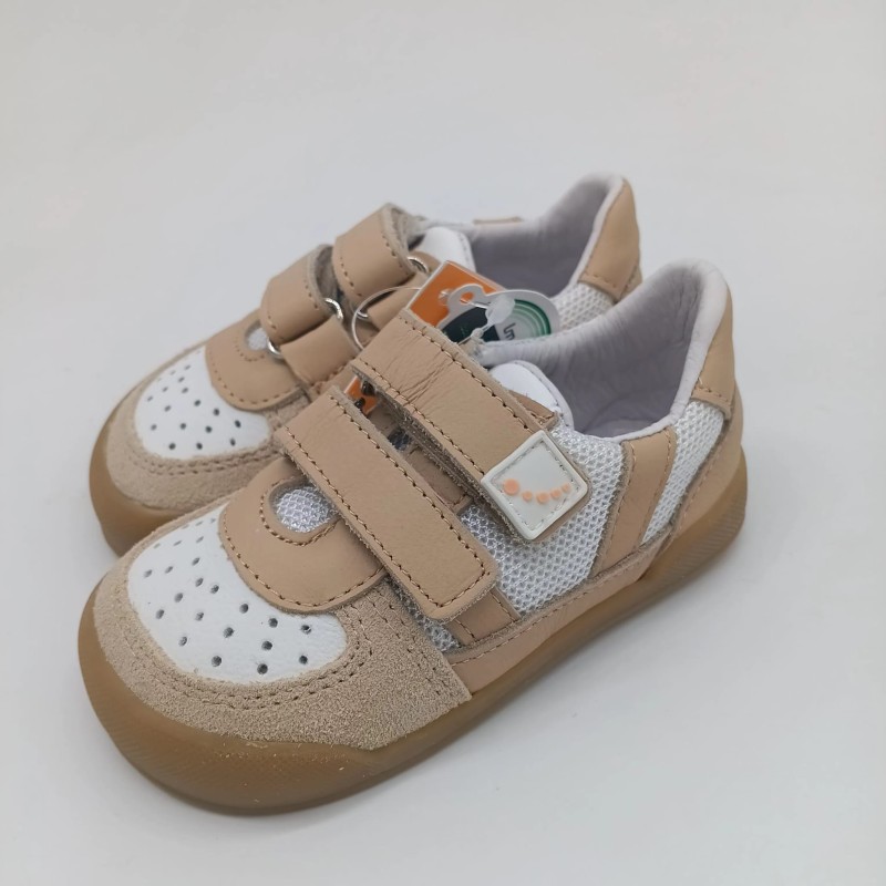 Deportivo modelo Bahamas de Crios combinado