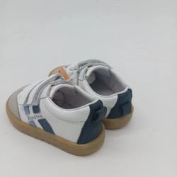 Deportivo Lisboa de Crios en blanco y azul