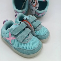 Deportivo respetuoso Munich Baby Koda en verde agua