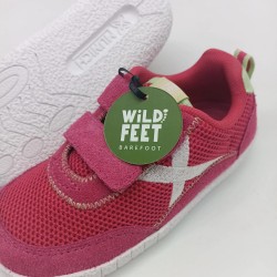Deportivo respetuoso Munich baby koda en fucsia