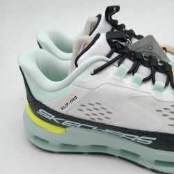 Deportivo Skechers Slip-ins en blanco y verde agua