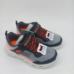 Deportivo Skechers Glide-Step en negro y  naranja