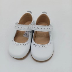 Merceditas respetuosas picadas Eli Soft en blanco