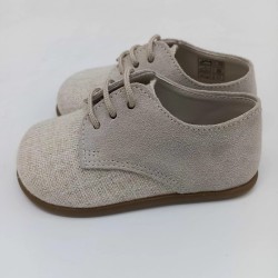 Zapato oxford respetuoso en color arena