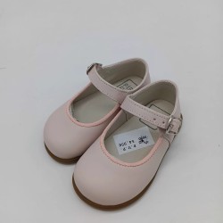 Merceditas hebilla respetuosa en piel color rosa