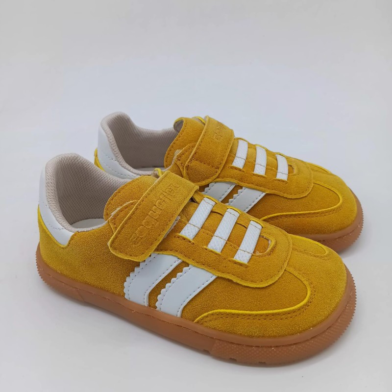 Zapatilla Coqueflex en mostaza y blanco