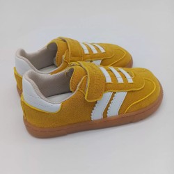 Zapatilla Coqueflex en mostaza y blanco