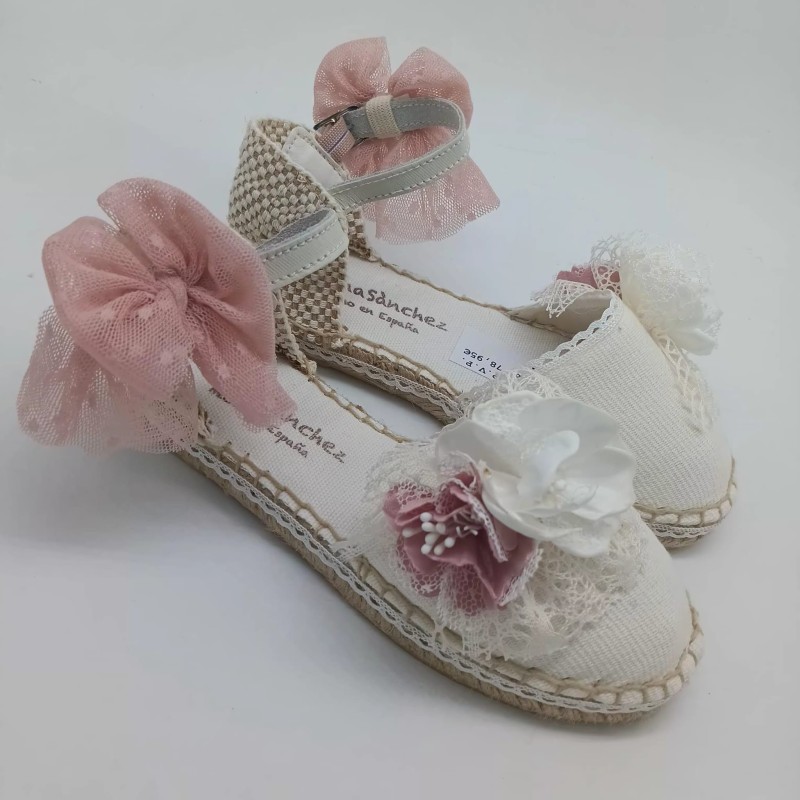 Alpargata ceremonia beige con rosa