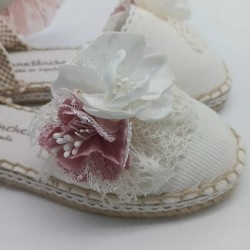 Alpargata ceremonia beige con rosa
