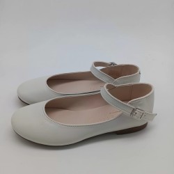 Mercedes hebilla en piel porcelana