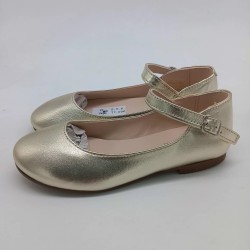 Mercedes hebilla en piel color oro