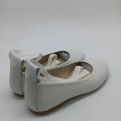 Bailarina lazo en piel color porcelana