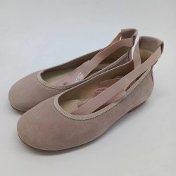 bailarina lazo en piel ante rosa