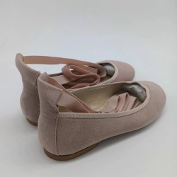 bailarina lazo en piel ante rosa