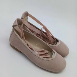 bailarina lazo en piel ante...