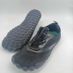 Saguaro adulto en color negro