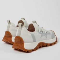 Deportivo Camper Drift Trail en blanco y gris