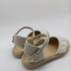 Alpargata en lino color crudo con volante