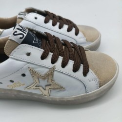 Zapatilla Silver Moose Blanca con dorado