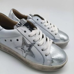 Zapatillas Silver Moose en blanco con plata