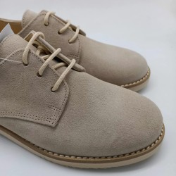 Zapato Oxford en afelpado beige