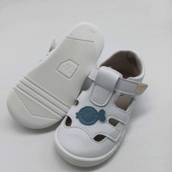 Sandalia Piruflex respetuosa en blanco