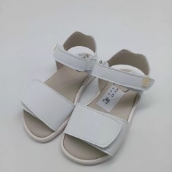 Sandalia abierta Piruflex respetuosa en blanco