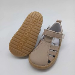 Sandalia respetuosa Crios modelo Cuba en arena