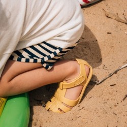 Cangrejera Igor barefoot en...