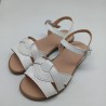 Sandalia de piel blanca combinada