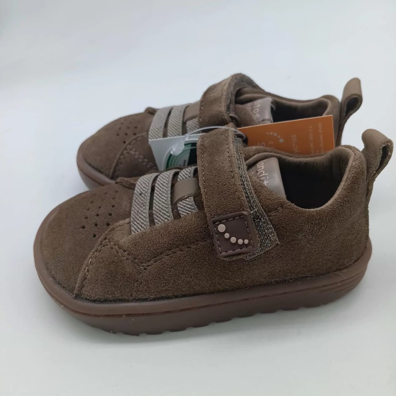 Zapatilla modelo Azores en piel vison
