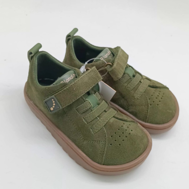 Zapatilla modelo Azores en piel verde