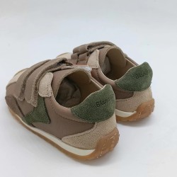 Zapatilla modelo Torino de Crios en tonos arena