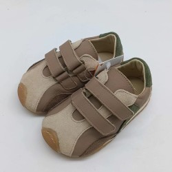 Zapatilla modelo Torino de Crios en tonos arena