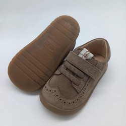 Zapato EliSoft picado en velour café
