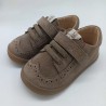 Zapato EliSoft picado en velour café