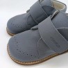 Botin Barefoot picado en color gris