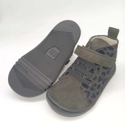 Botin print en color gris