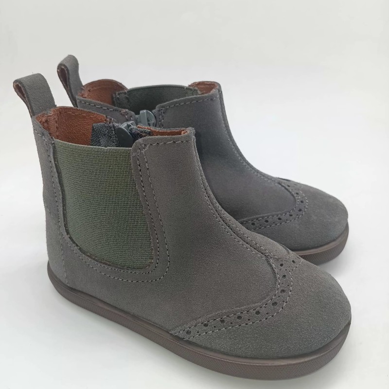 Botin Chelsea piel color gris