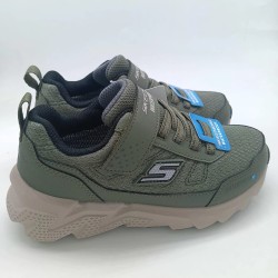 Deportivo Skechers Waterproof en verde oliva