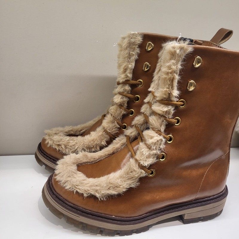 Botas wallabee online