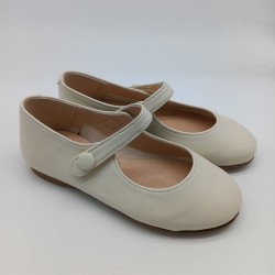 Bailarina botón en piel color beige