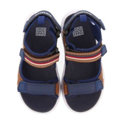 Sandalia deportiva azul con marrón