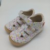 Sandalia respetuosa kickers flores